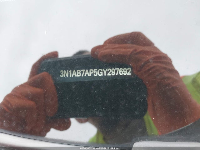 3N1AB7AP5GY297692 Nissan 2016