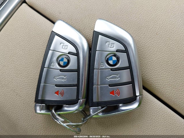 5UXCR6C56KLL22493 BMW X5