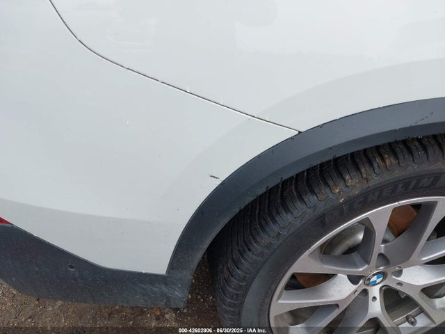 5UXCR6C56KLL22493 BMW X5