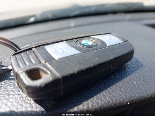 2011 BMW 328I WBAPK7G5XBNN77771 Photo 10