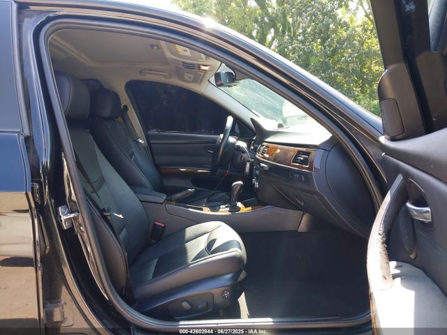 2011 BMW 328I WBAPK7G5XBNN77771 Photo 4