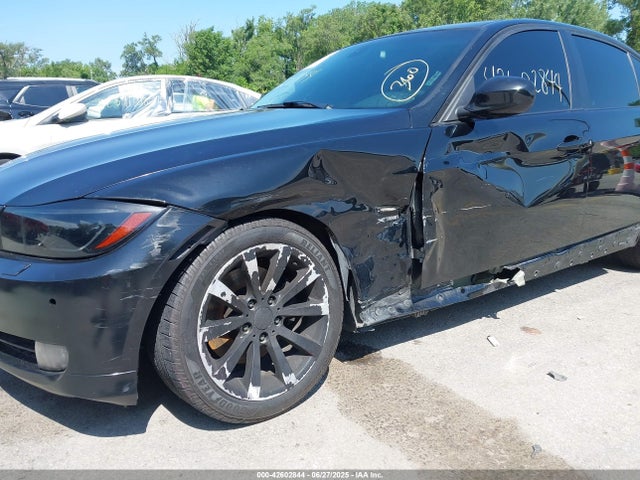 2011 BMW 328I WBAPK7G5XBNN77771 Photo 5