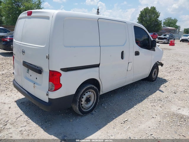 3N6CM0KN4EK697826 Nissan 2014