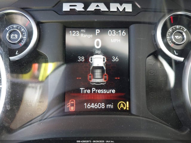 RAM 1500 2019 1C6SRFFTXKN621603 Image 16