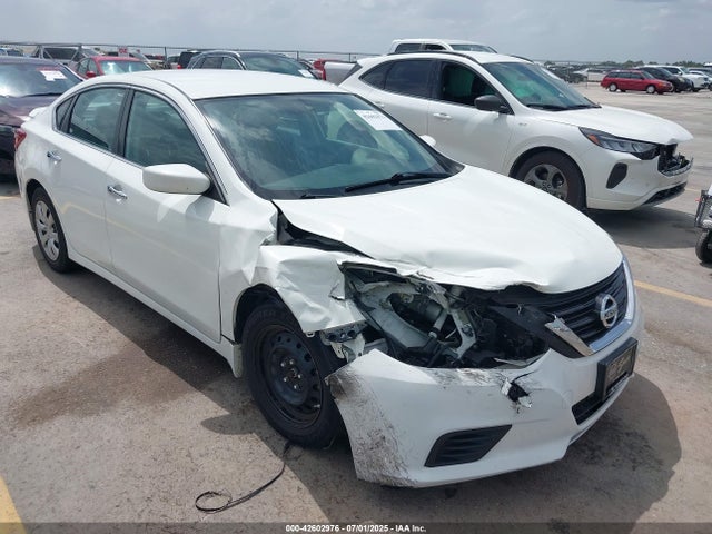 1N4AL3AP9JC138036 Nissan 2018