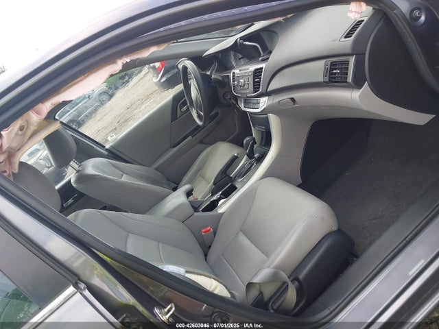 Honda k24w1 2015 1HGCR2F35FA042801 Image 5