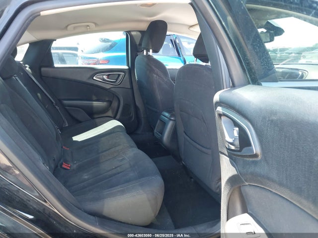 Chrysler 2015 2015 1C3CCCAB5FN666941 Image 8