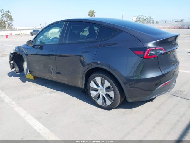 2024 TESLA MODEL Y 7SAYGDED2RF097320 Photo 2