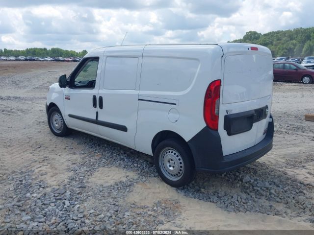 2018 RAM PROMASTER CITY ZFBERFAB7J6L49589 Photo 2