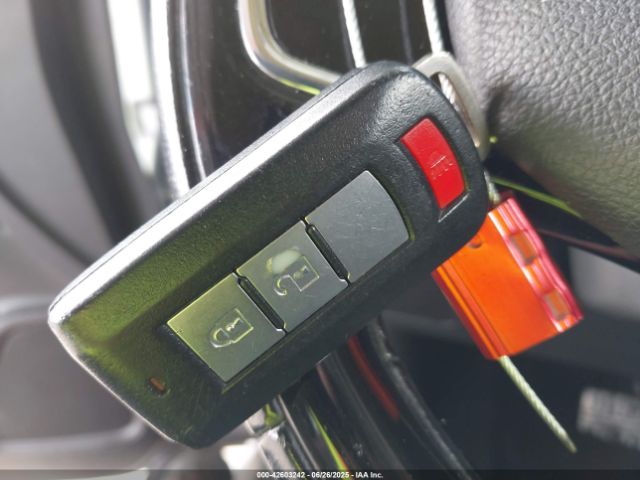 2016 MITSUBISHI OUTLANDER JA4AD3A30GZ014466 Photo 10