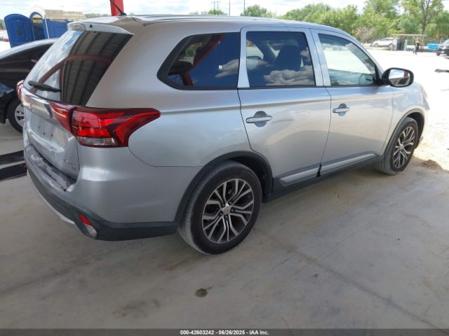 2016 MITSUBISHI OUTLANDER JA4AD3A30GZ014466 Photo 3