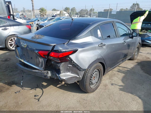 Nissan Versa 2020 3N1CN8DV9LL803905 Image 4