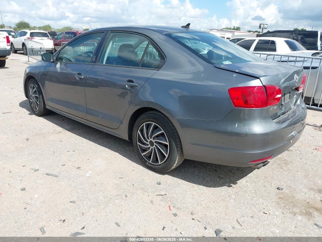 42603338 :رقم المزاد ، 3VWD17AJ0EM238818 vin ، 2014 Volkswagen Jetta 1.8t Se مزاد بيع