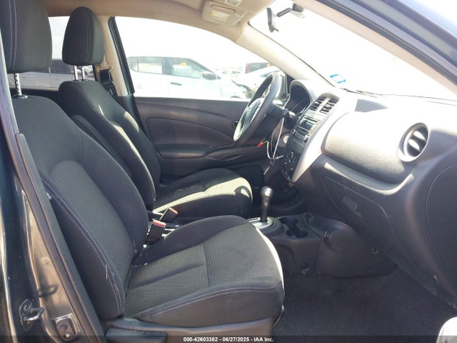 3N1CN7AP0HL807686 Nissan 2017