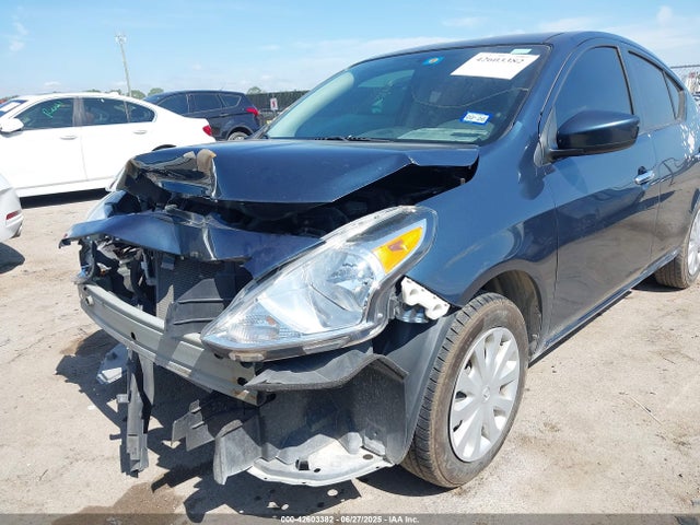 3N1CN7AP0HL807686 Nissan 2017