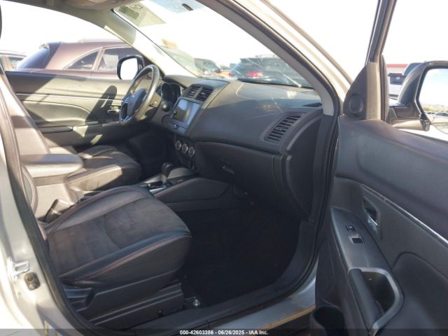 2018 MITSUBISHI OUTLANDER SPORT JA4AP3AW6JZ027070 Photo 4