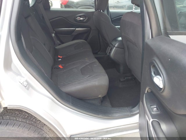 Jeep Cherokee 2020 1C4PJLCB3LD535766 Image 8