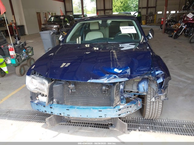 2C3CCASG0GH239448 Chrysler 300