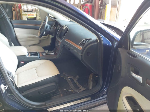 2C3CCASG0GH239448 Chrysler 300