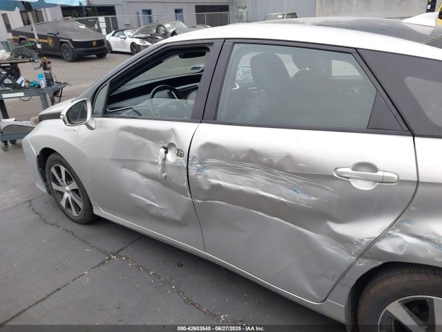 Toyota 4jm 2017 JTDBVRBD1HA001100 Image 15