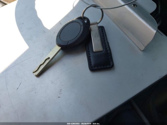 2006 MINI COOPER S WMWRE33516TJ37115 Photo 10