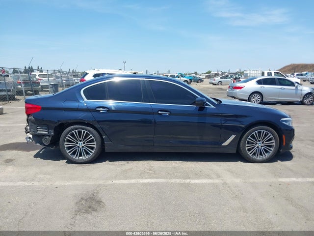 WBAJE5C30HG916511 BMW 2017