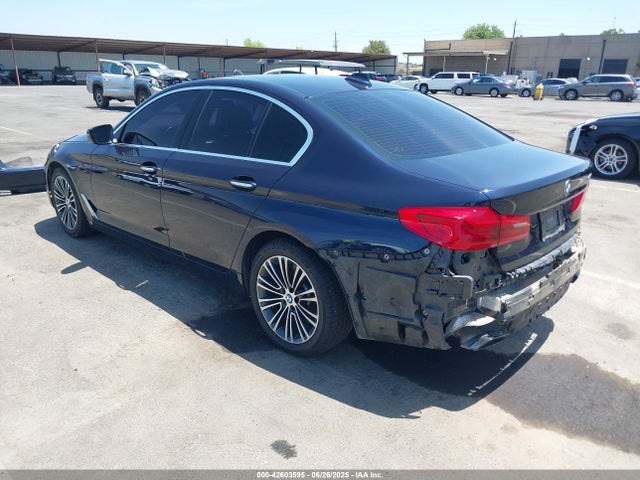 WBAJE5C30HG916511 BMW 2017