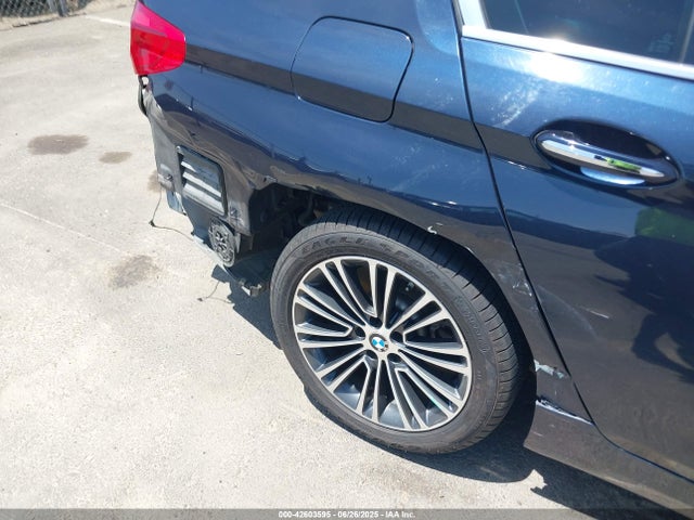 WBAJE5C30HG916511 BMW 2017