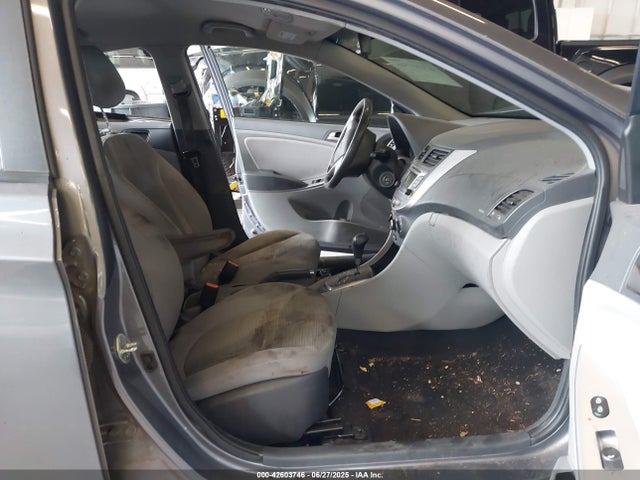 KMHCT4AE4HU316135 Hyundai Accent