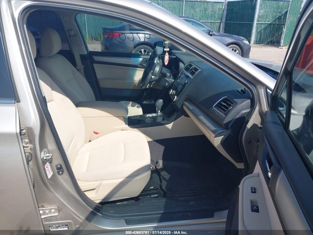 4S3BNAC68J3026863 Subaru Legacy 2.5i Premium