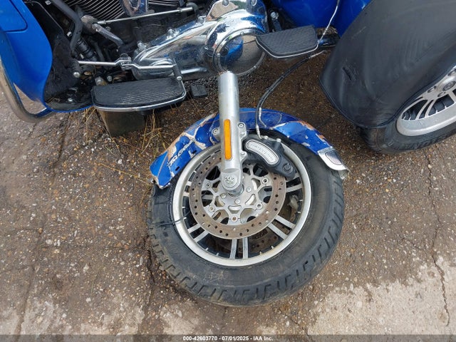 1HD1MAD13HB854271 Harley-Davidson Tri Glide Ultra