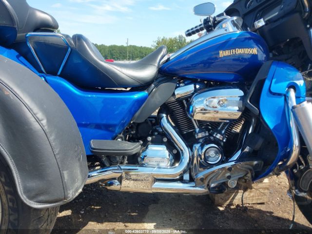 2017 HARLEY-DAVIDSON FLHTCUTG 1HD1MAD13HB854271 Photo 7