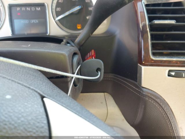 2010 CADILLAC ESCALADE 1GYUKDEF6AR267814 Photo 10