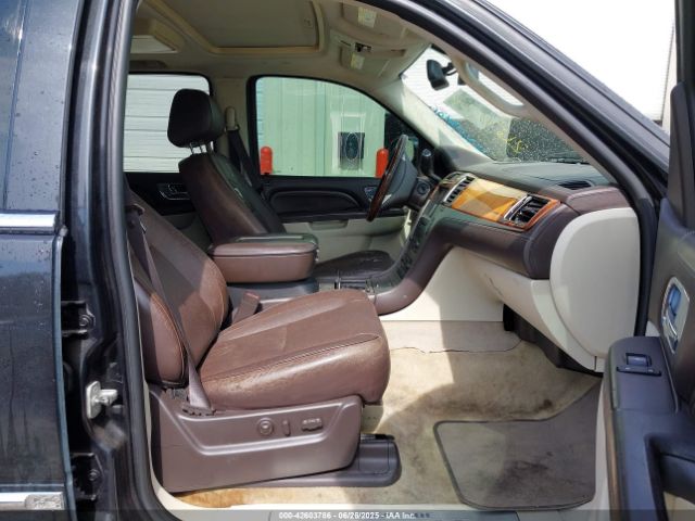 2010 CADILLAC ESCALADE 1GYUKDEF6AR267814 Photo 4