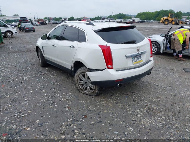 2011 CADILLAC SRX 3GYFNDEYXBS526353 Photo 2