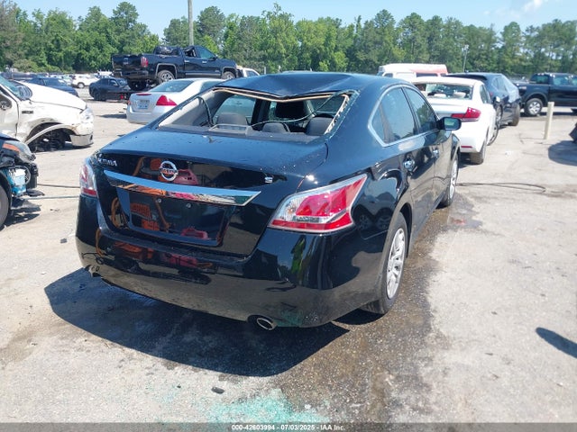 1N4AL3AP9FN329371 Nissan 2015