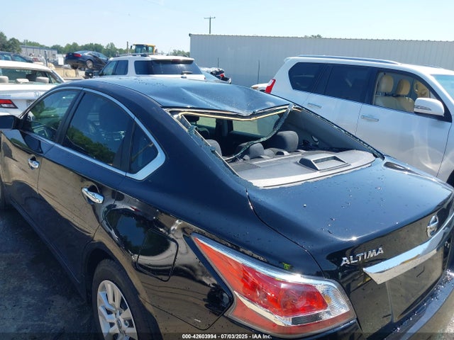1N4AL3AP9FN329371 Nissan 2015