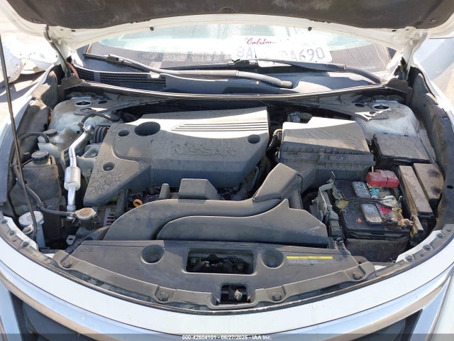 1N4AL3AP4FC592993 Nissan 2015