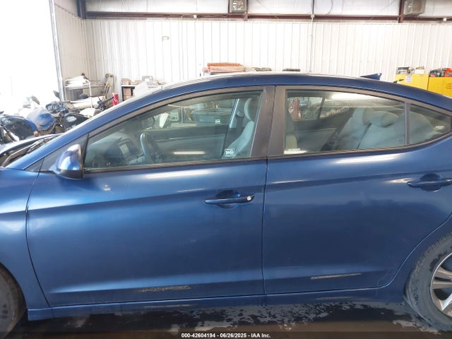 Hyundai Elantra 2017 5NPD84LF0HH012777 Image 15