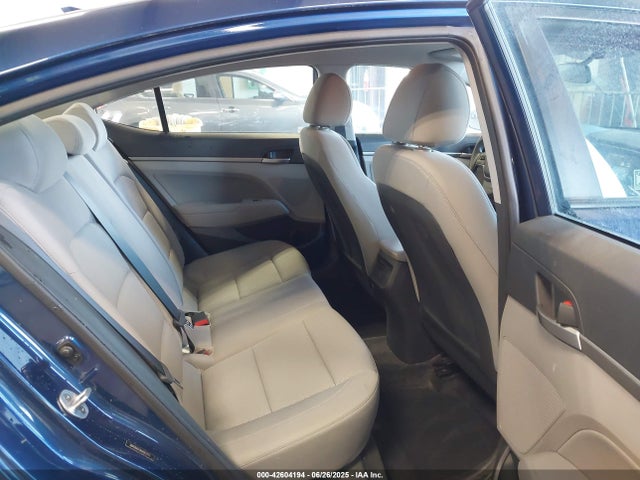 Hyundai Elantra 2017 5NPD84LF0HH012777 Image 8