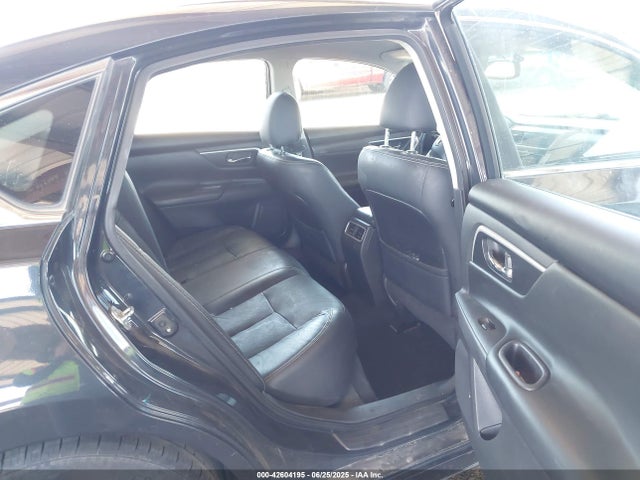 1N4AL3AP9HC119884 Nissan 2017