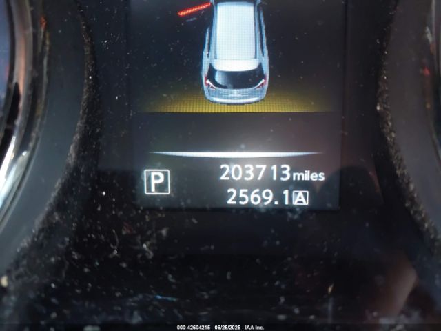 JN8AT2MT5GW028609 Nissan 2016