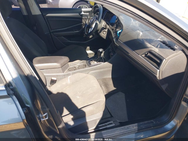3VWC57BU9KM093282 Volkswagen 1.4 tsi