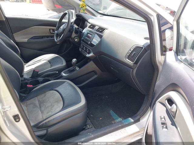 KNADM4A38H6063522 KIA 2017