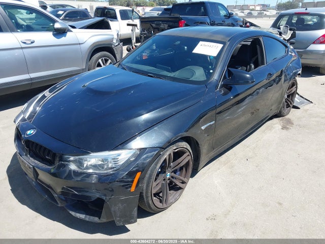 WBS3R9C56GK335737 BMW M4