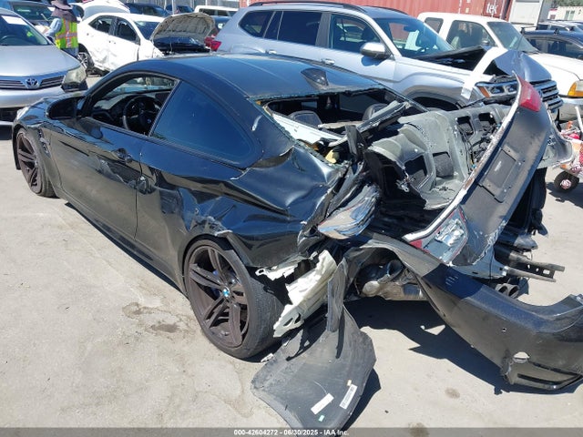 WBS3R9C56GK335737 BMW M4
