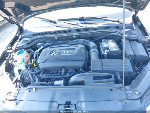 3VWD17AJ5EM393249 Volkswagen Jetta