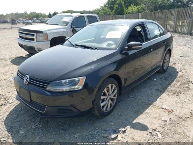 3VWD17AJ5EM393249 Volkswagen Jetta