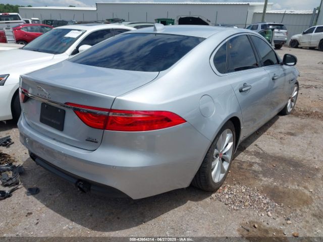 2018 JAGUAR XF SAJBJ4EV3JCY54788 Photo 3