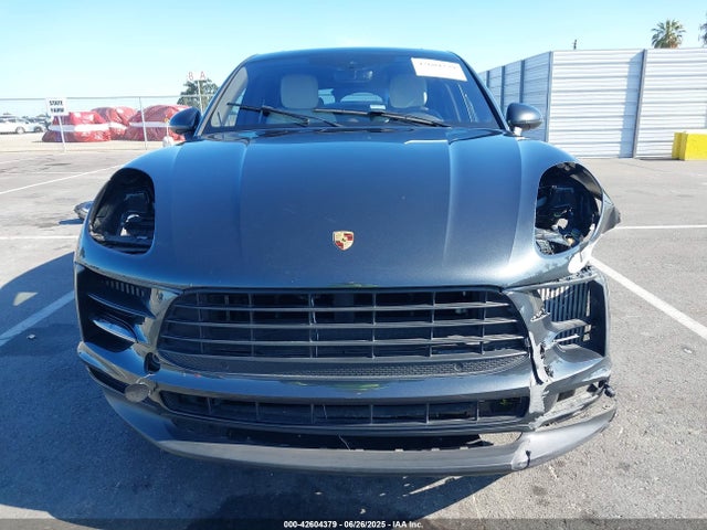 Porsche Macan 2020 WP1AB2A58LLB34664 Image 13